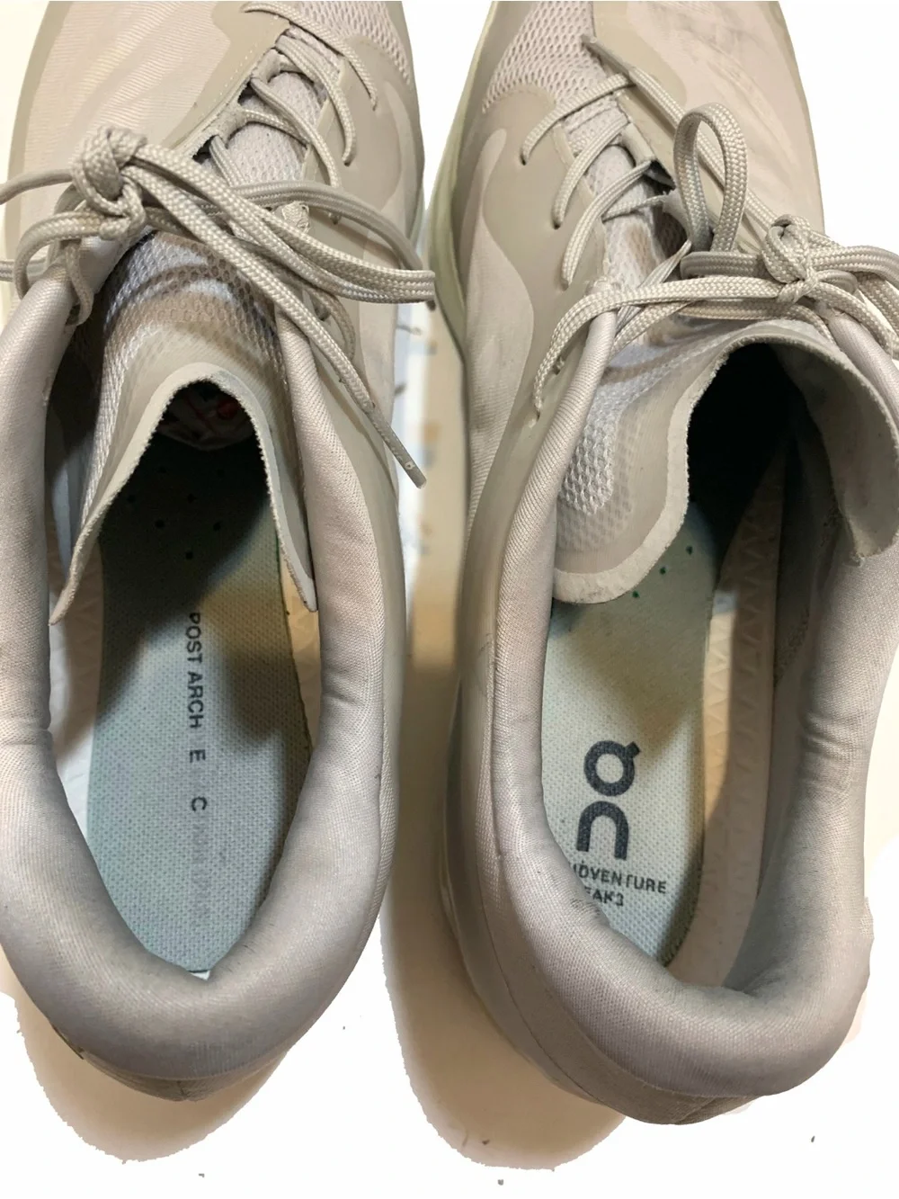 12 / On Running x Post Archive Faction Peak sneaker